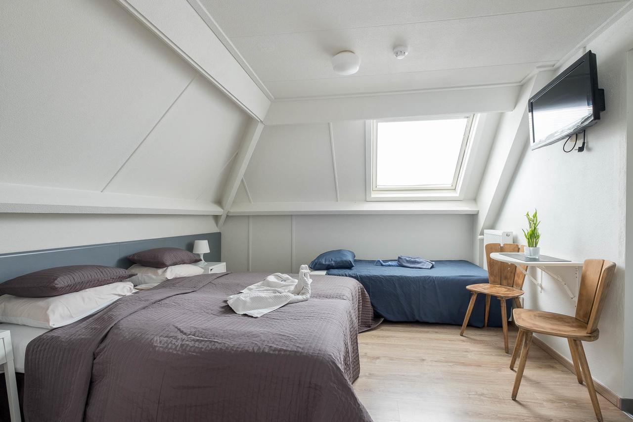 Hotel Apart Het Veerse Meer 3*
